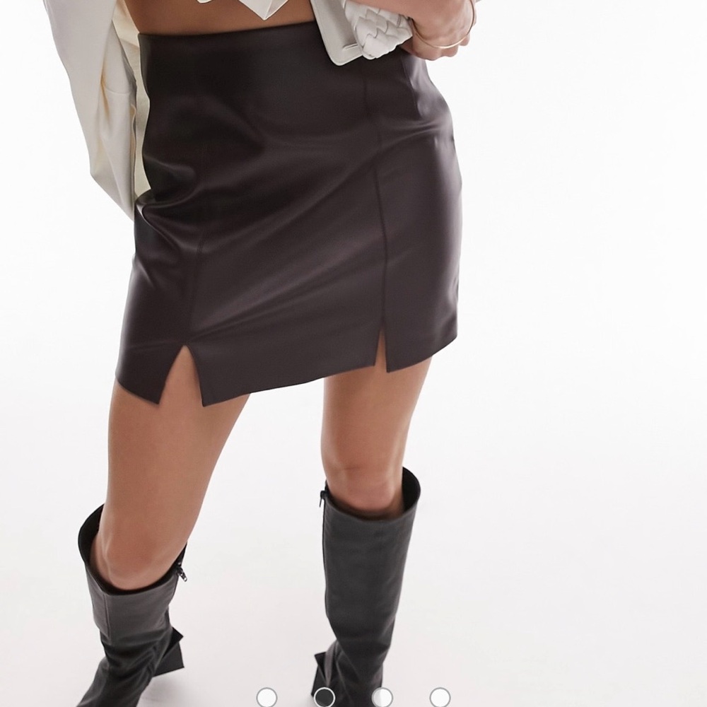 Topshop Faux Leather Mini Skirt Oxblood Slit Y2K Trendy - Picture 14 of 14